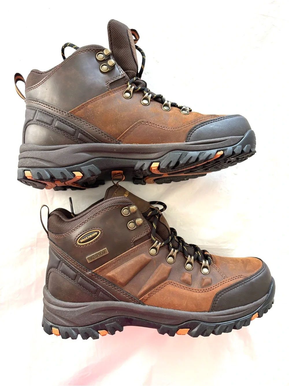 NWOT Skechers Brown Relment Pelmo Waterproof Relax Fit Outdoor Boots SZ 8